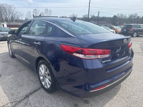 Used 2018 Kia Optima LX w/ 17" Alloy Wheels Package FWD image 21