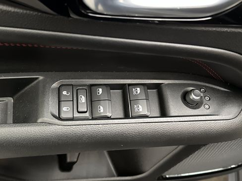 Used 2022 Jeep Compass Trailhawk AWD/4WD image 19