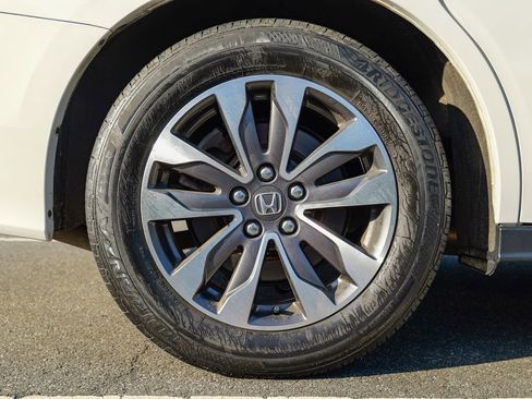 Used 2023 Honda Odyssey EX-L image 13