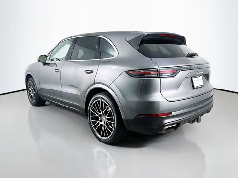 Certified 2023 Porsche Cayenne AWD/4WD image 3