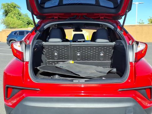 Used 2022 Toyota C-HR Limited FWD image 15