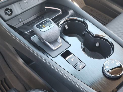 New 2026 Nissan Rogue Platinum image 15