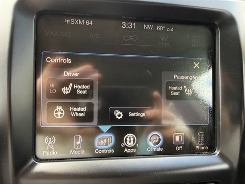 Used 2014 Jeep Cherokee Latitude w/ Cold Weather Group FWD image 10