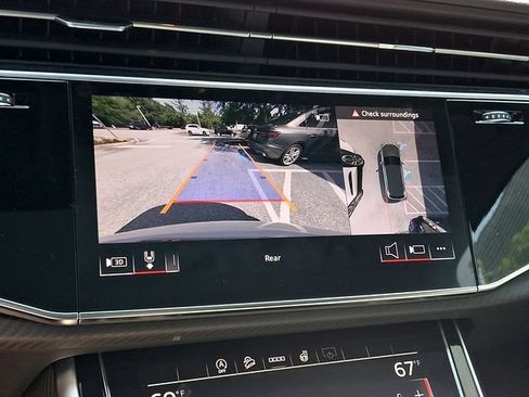 Certified 2026 Audi SQ7 Premium Plus AWD/4WD image 19