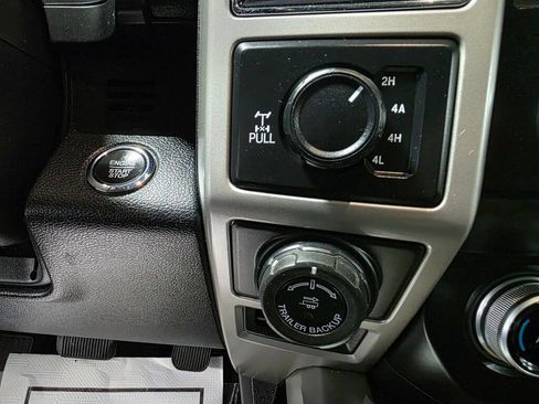 Used 2020 Ford F150 Lariat w/ Equipment Group 502A Luxury AWD/4WD image 16