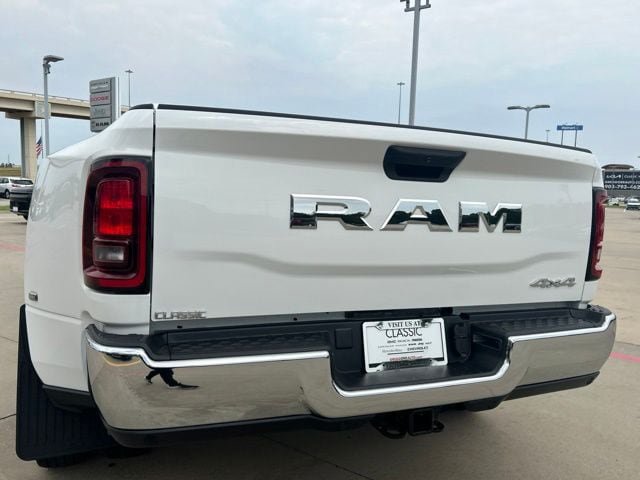 New 2027 RAM 3500 Tradesman AWD/4WD image 7