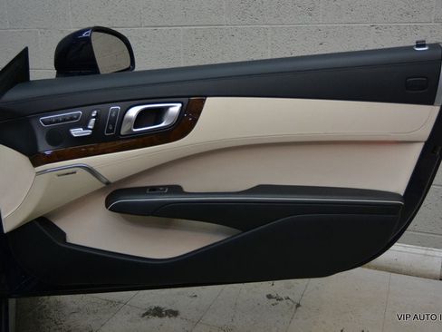 Used 2013 Mercedes-Benz SL 550 image 13