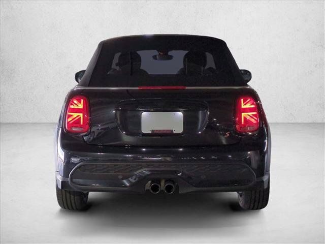 Used 2024 MINI Cooper S w/ Signature Upholstery Package FWD image 7