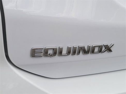 Used 2024 Chevrolet Equinox LT image 17