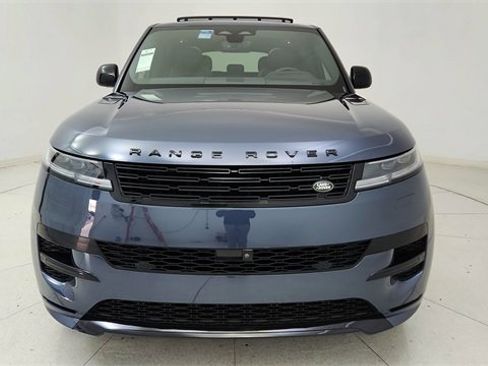 Used 2025 Land Rover Range Rover Sport Dynamic SE image 2