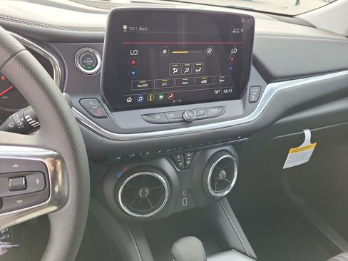 New 2025 Chevrolet Blazer LT w/ Driver Confidence Package image 12