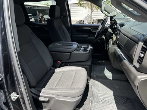 Certified 2024 Chevrolet Silverado 1500 RST AWD/4WD image 19