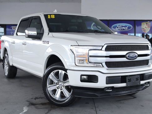 Used 2018 Ford F150 Platinum w/ Equipment Group 701A Luxury AWD/4WD image 2