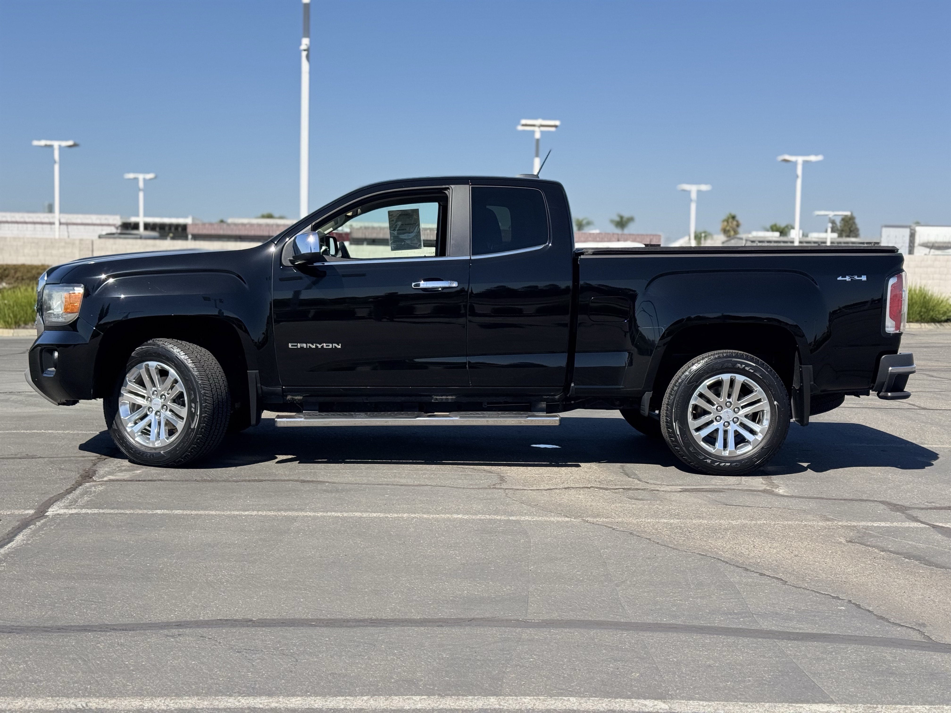 Certified 2015 GMC Canyon SLT AWD/4WD image 4