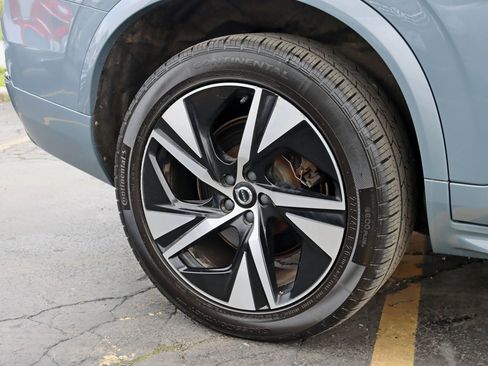 Used 2021 Volvo XC90 T8 R-Design AWD/4WD image 7