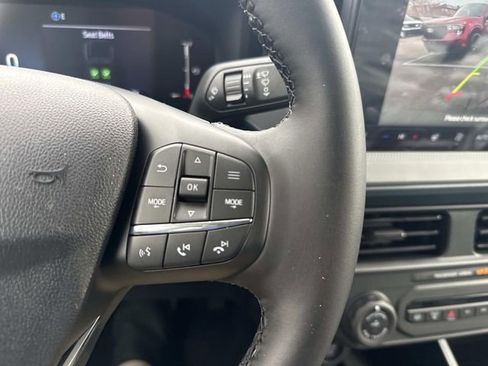 New 2026 Ford Maverick Lariat w/ Black Appearance Package image 13