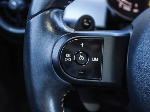 Used 2024 MINI Cooper S FWD image 27