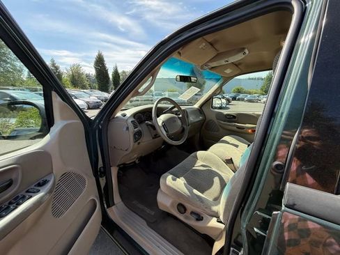 Used 2001 Ford F150 Lariat RWD image 15