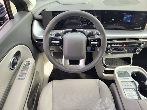 New 2026 Hyundai Ioniq 9 SEL image 8