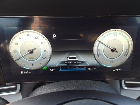 Used 2023 Hyundai Elantra Limited image 18