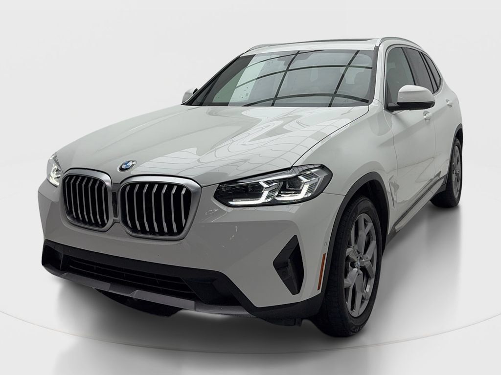 Used 2024 BMW X3 sDrive30i w/ Convenience Package RWD image 5