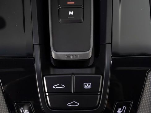 Certified 2025 Porsche 911 Carrera 4 GTS AWD/4WD image 36