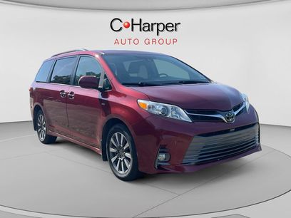 Used 2020 Toyota Sienna XLE w/ XLE Navigation Package