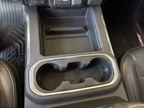 Used 2020 Chevrolet Silverado 1500 RST AWD/4WD image 22