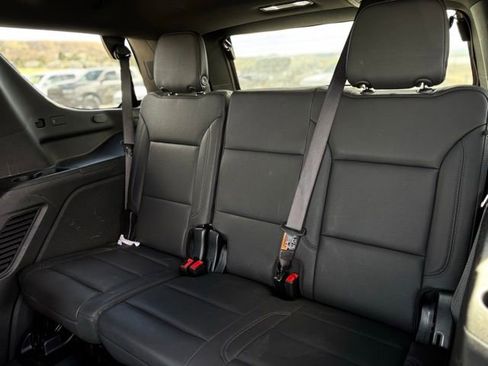 Used 2025 Chevrolet Tahoe LT AWD/4WD image 14