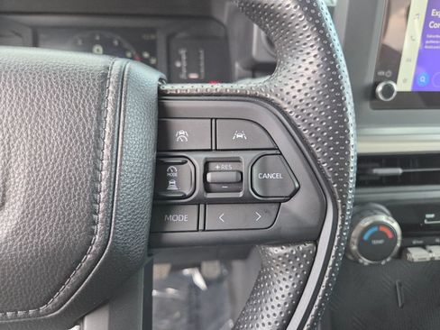 Used 2025 Toyota Tacoma SR5 RWD image 33