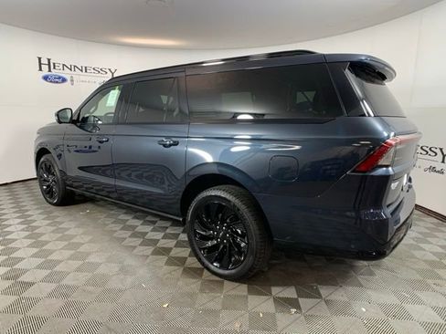 New 2025 Lincoln Navigator L Reserve w/ Jet Appearance Package image 4