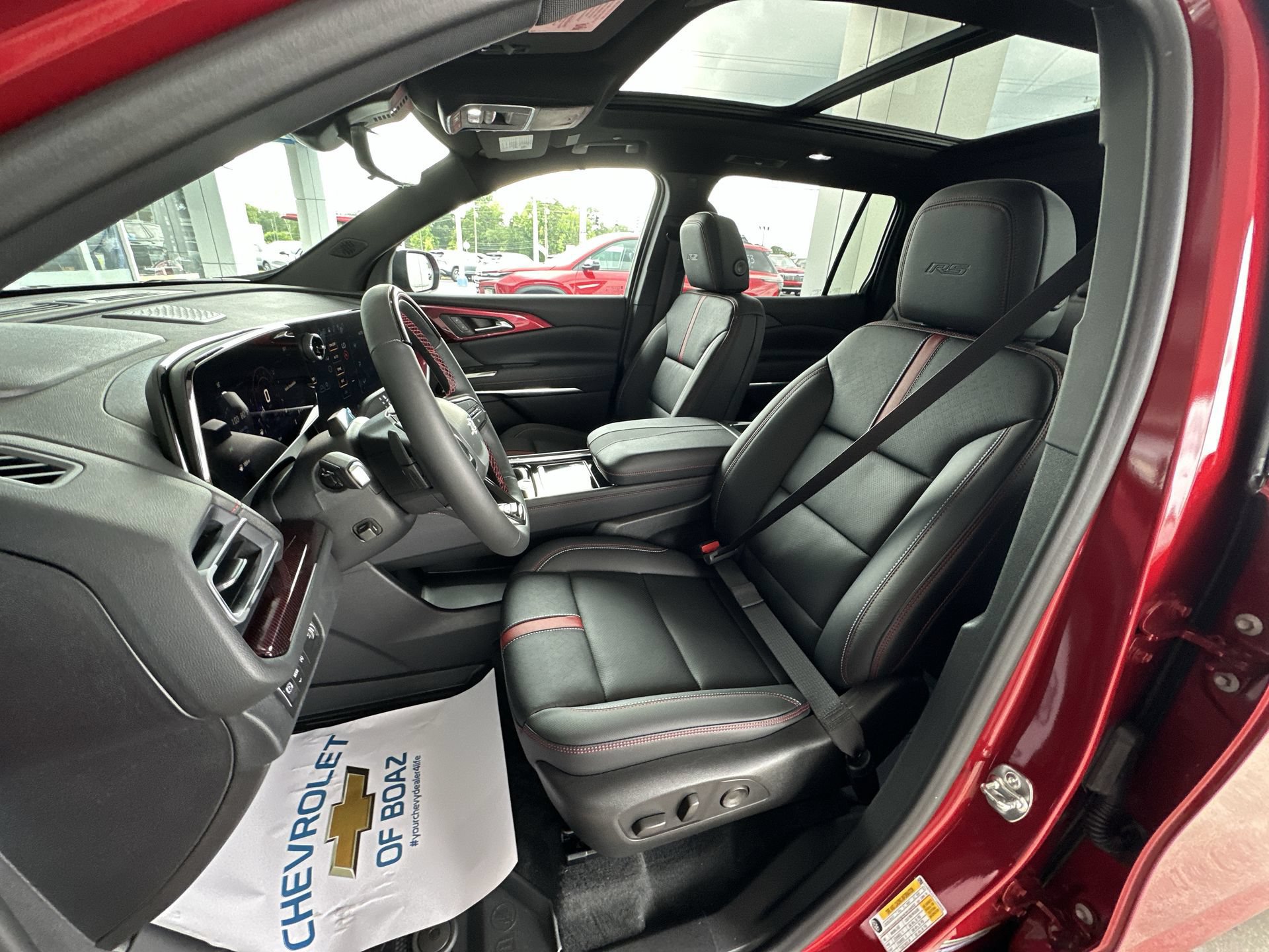 New 2026 Chevrolet Traverse RS w/ LPO, Floor Liner Package FWD image 20