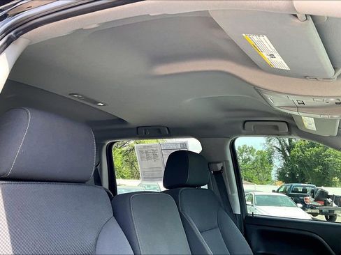 Used 2018 Chevrolet Silverado 1500 LT w/ All Star Edition AWD/4WD image 24