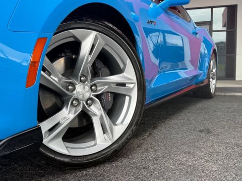 Used 2022 Chevrolet Camaro LT RWD image 2