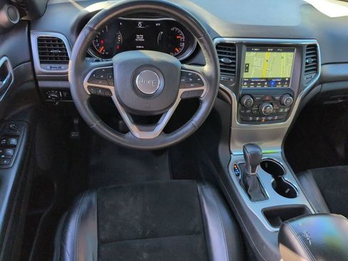 Used 2018 Jeep Grand Cherokee Altitude image 29