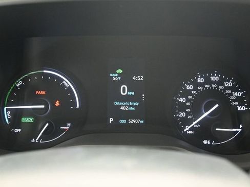 Used 2023 Toyota Sienna XSE image 12