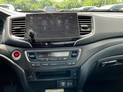 Used 2022 Honda Passport TrailSport image 14