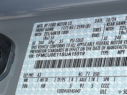 Used 2025 Ford Escape SE image 35