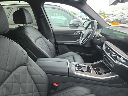 Used 2026 BMW X5 xDrive40i AWD/4WD image 13