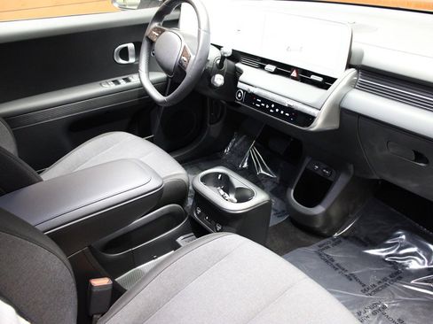 Used 2024 Hyundai Ioniq 5 SEL image 25