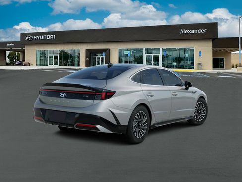 New 2026 Hyundai Sonata SEL FWD image 4
