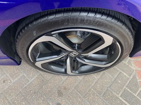 Used 2022 Honda Accord Sport image 11