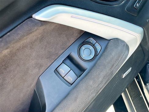 Used 2019 Chevrolet Camaro ZL1 image 18