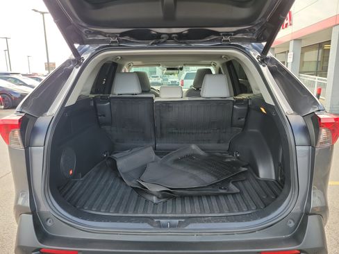 Used 2021 Toyota RAV4 Limited AWD/4WD image 8