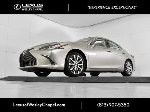 Used 2019 Lexus ES 350 Luxury image 13