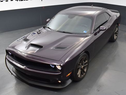 Used 2022 Dodge Challenger R/T Scat Pack w/ Dynamics Package RWD image 9