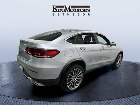 Used 2023 Mercedes-Benz GLC 300 4MATIC Coupe image 5