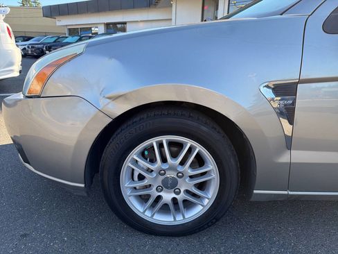 Used 2008 Ford Focus SE image 11
