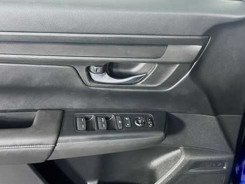 Used 2024 Honda CR-V LX image 15