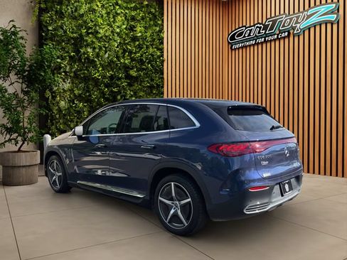 Used 2023 Mercedes-Benz EQE 500 4MATIC SUV w/ Exclusive Trim Package image 38